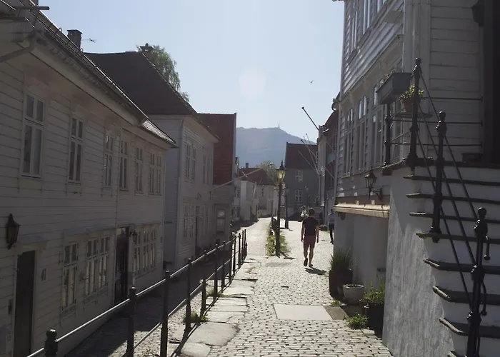 Historic House, Right In The Middle Of Everything! * Μπέργκεν