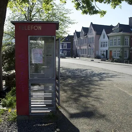 Historic House, Right In The Middle Of Everything! Bergen