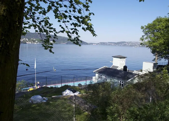 Feriehus Historic House, Right In The Middle Of Everything! *